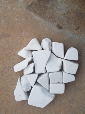 Tumbled White Granite 20kg Bag